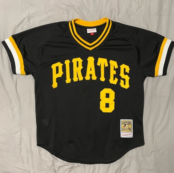 Mitchell & Ness Other - Mitchell & Ness Pittsburgh Pirates Willie Stargell 1982 pullover jersey mens Lrg
